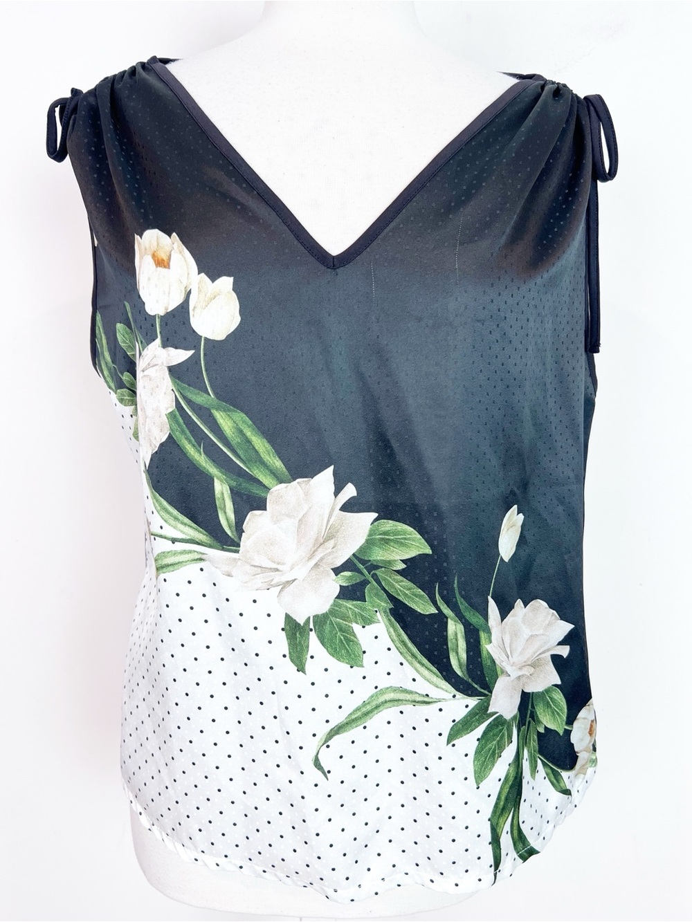 TED BAKER LONDON BLACK V-NECK BLOUSE POLKA DOT FLORAL BLOUSE WOMENS SZ 4/10